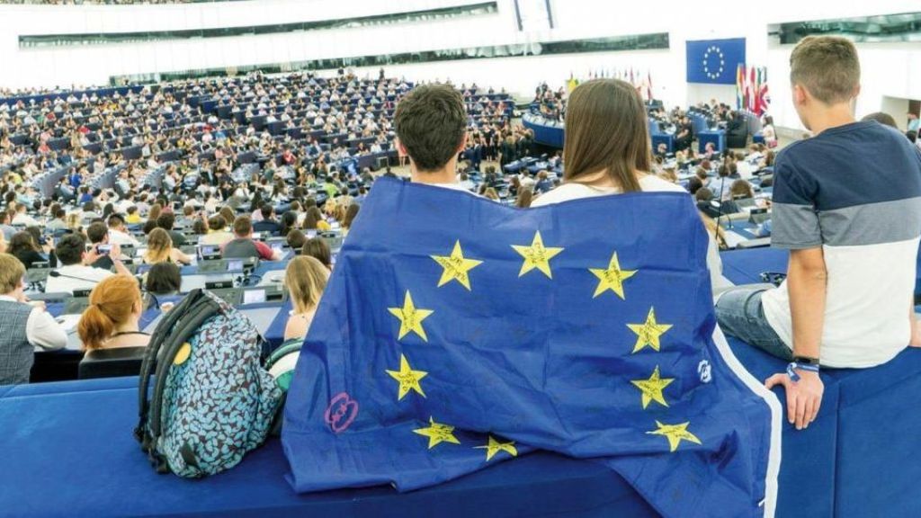 Giovani ed Europa a Turate: Ciclo di incontri dedicato alle opportunità di mobilità per i giovani in Europa