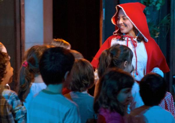 Le favole più belle al Manzoni Family CAPPUCCETTO ROSSO